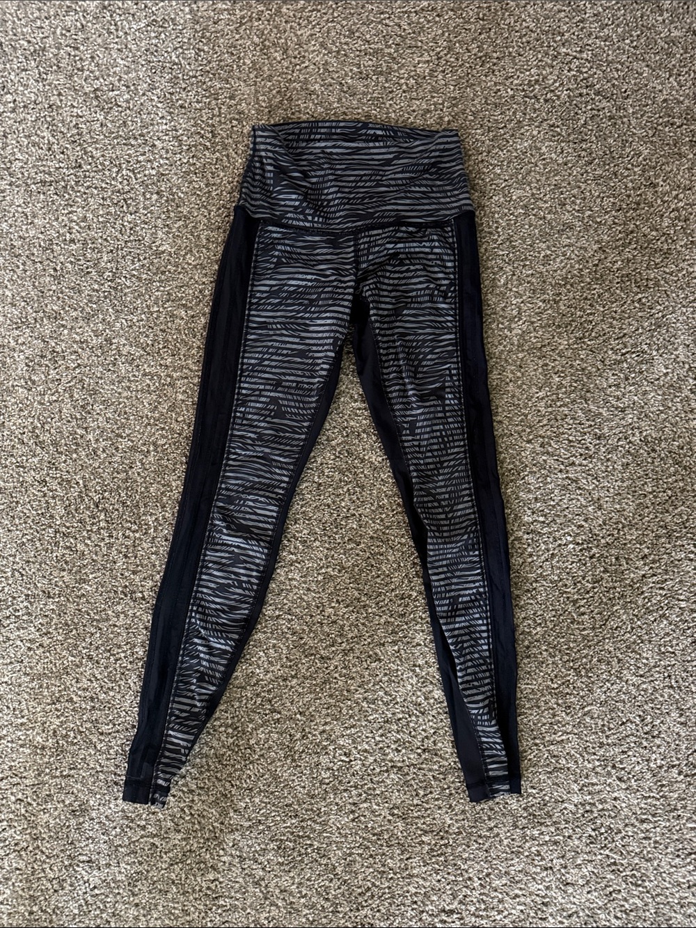 lululemon athletica Black & Gray Patterned High-Rise Leggings